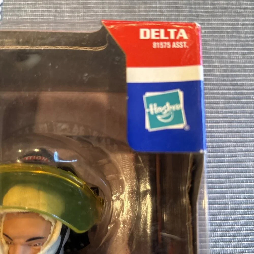 GI Joe 2001 FIREFIGHTER Search & Rescue Hasbro  Fully Equipped‎ Delta 81575